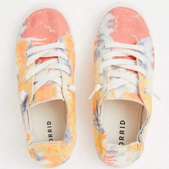 TORRID SNEAKERS - Picture 3 of 6